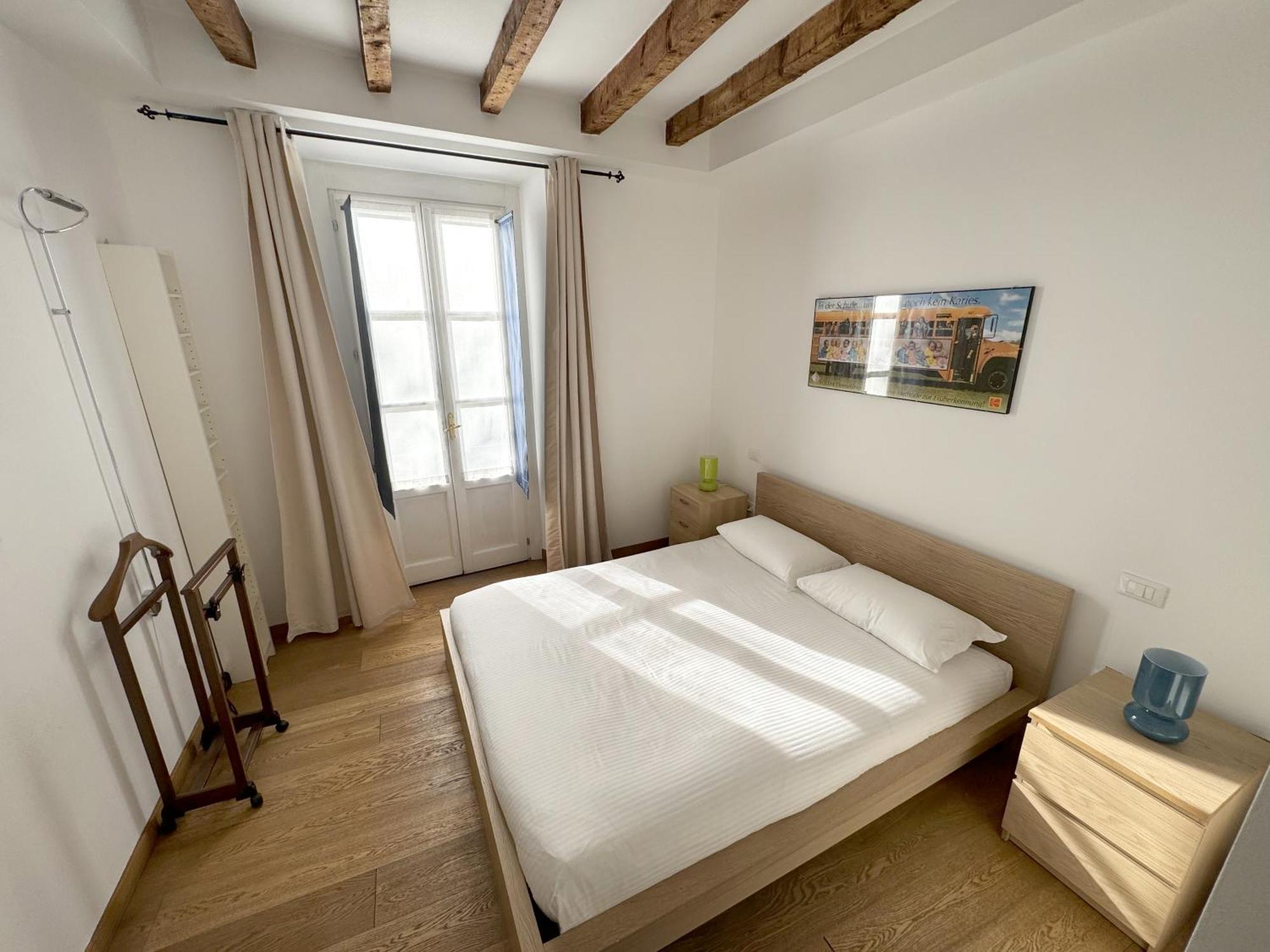 ミラノJoivy Cosy Ticinese Retreat 1-Bed Flat Near The Duomoアパートメント エクステリア 写真